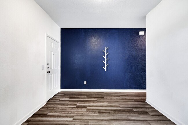 Foto del edificio - ***MOVE-IN SPECIAL: TWO WEEKS FREE***Spacious Two-Story Retreat on a Cul-de-Sac with Bonus Room