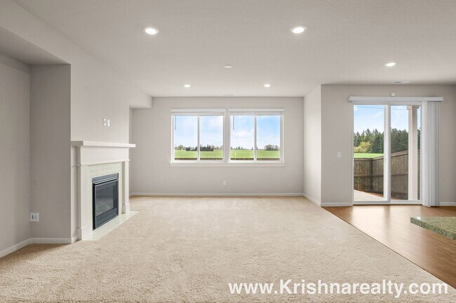 Building Photo - *New Single Level 4BD*, 2BA* Single Family...