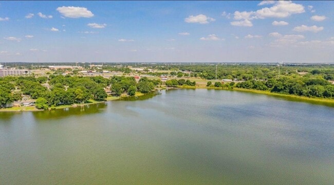 Photo - 6514 Travis Blvd House