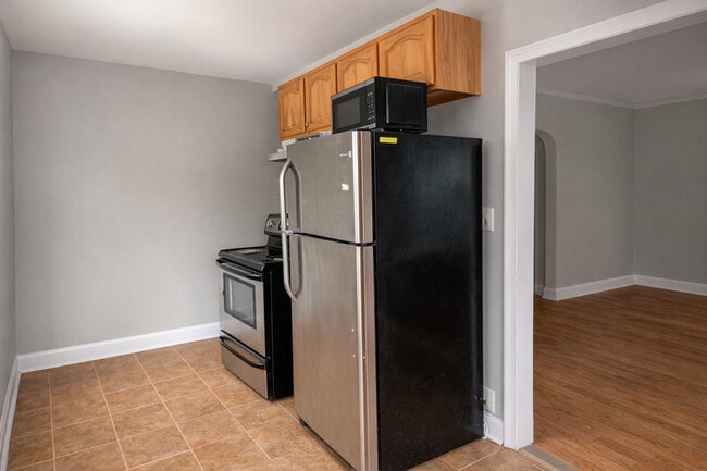 Photo - 1101 State St House