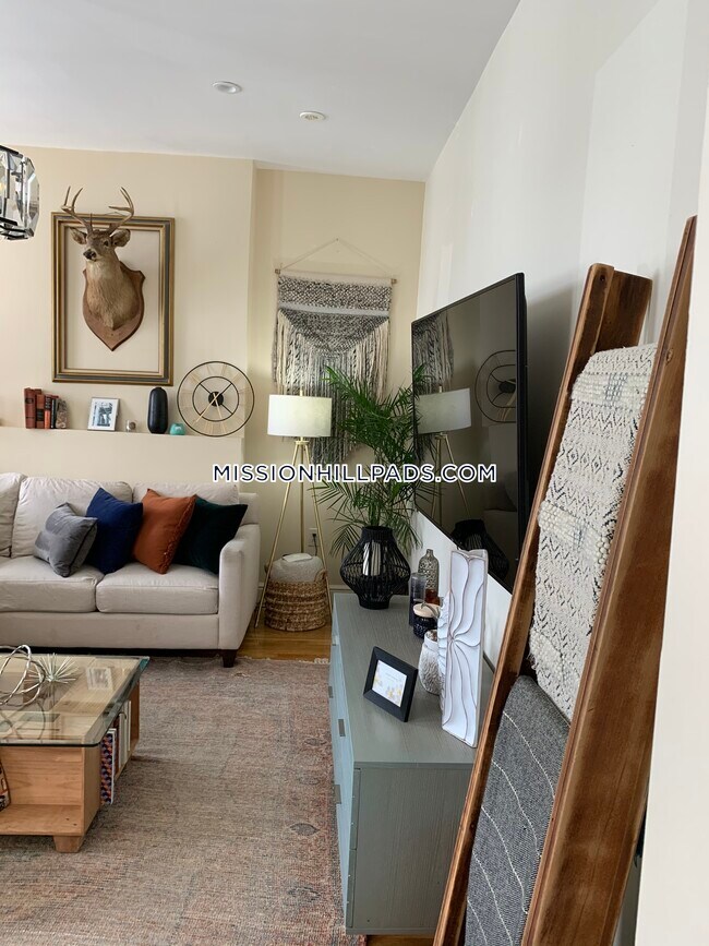 Foto del edificio - 38 Dudley St