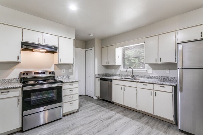 Building Photo - RENOVATED 4-BEDROOM IN CAMELOT, NORTH EAST...