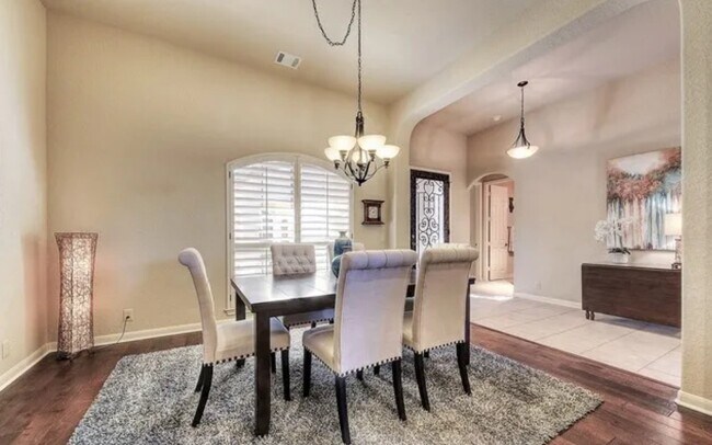 Foto del edificio - 3207 Medaris Ln