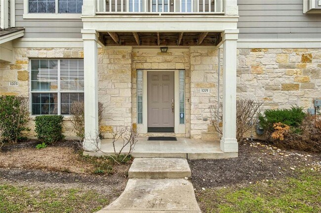 Foto del edificio - 1900 Scofield Ridge Pkwy