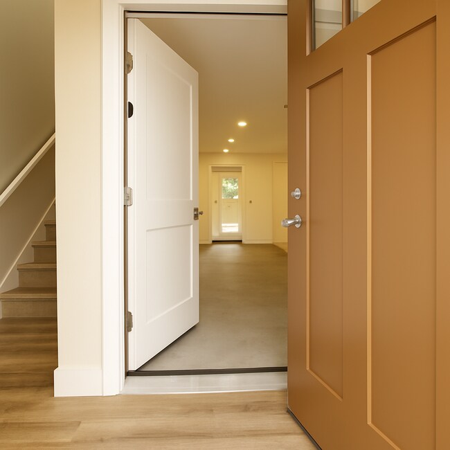 Foto del edificio - Your Bend Retreat: Spacious End Unit Townhouse with Pilot Butte Views