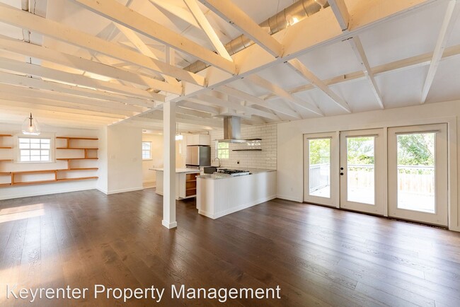Foto del edificio - 4 br, 2 bath House - 7406 Crystalbrook Dr