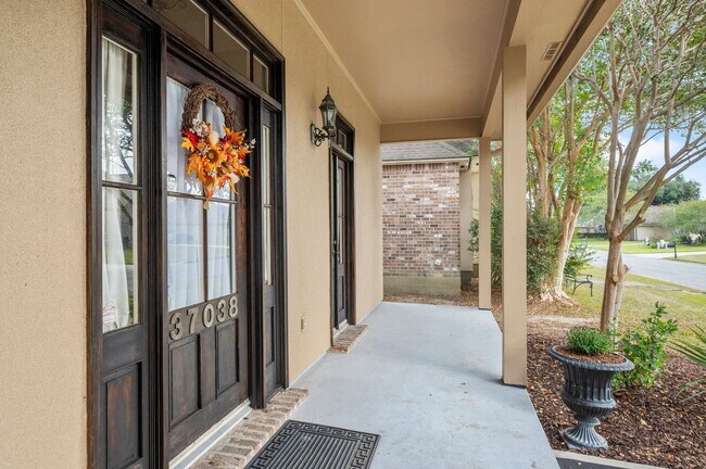 Building Photo - 37038 Millwood Dr