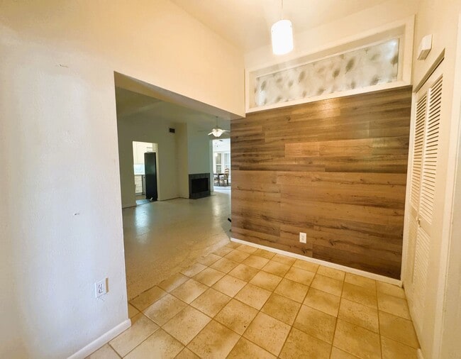 Foto del edificio - Waterfront Pool Home in Port Charlotte