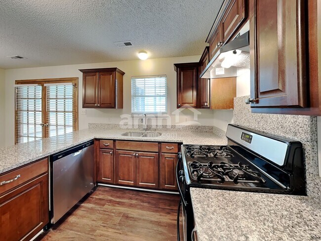 Building Photo - 3038 SW Talledaga Lane
