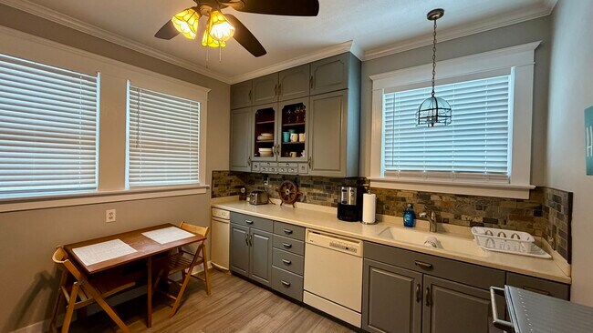 Foto del edificio - 500 Barrett St