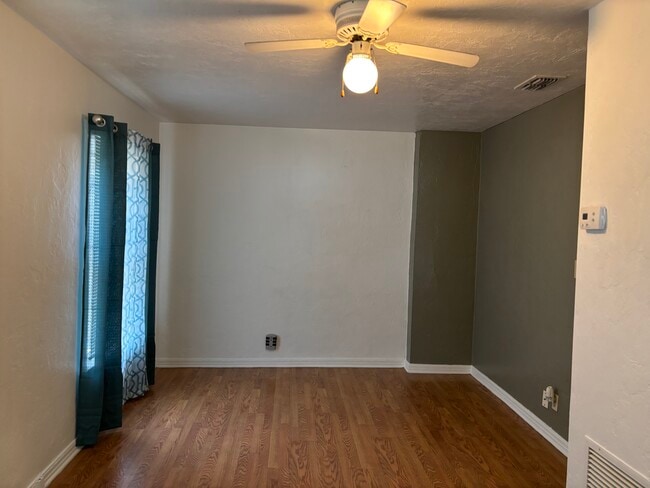 Foto del edificio - 430 20th St N