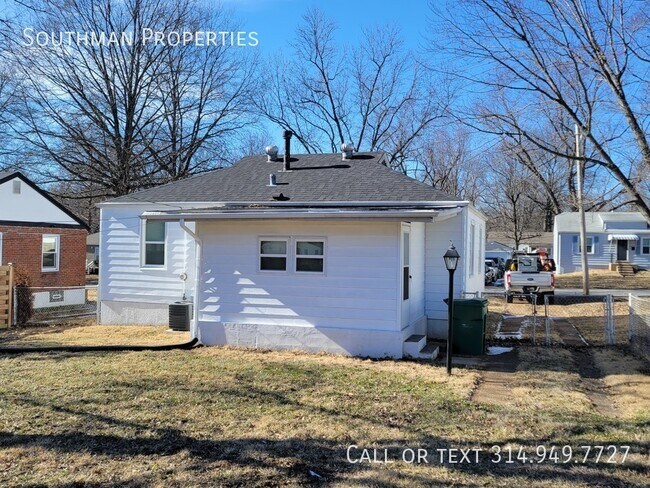 Building Photo - 1918 Farrell Drive