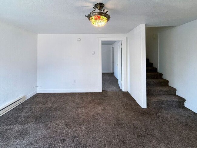 Building Photo - 3511 Willamette St