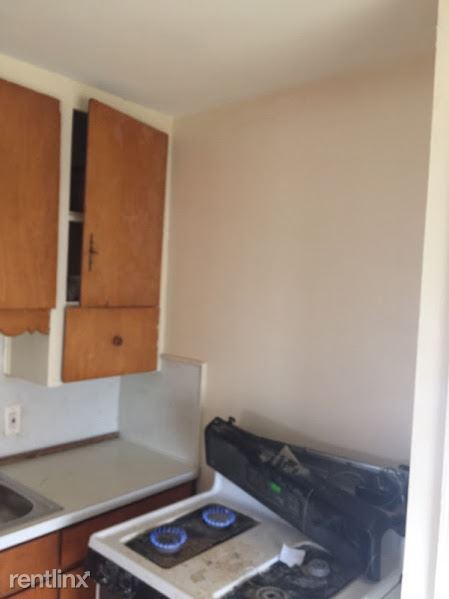 Foto del edificio - 18700 McCormick St