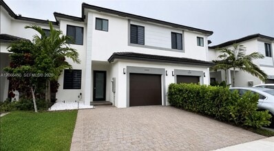 Building Photo - 13642 SW 157th Pl