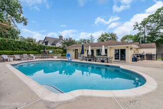 Building Photo - 455 W Lincoln Ave