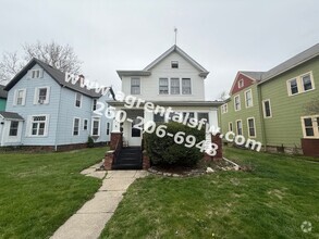 Building Photo - 811 Columbia Ave