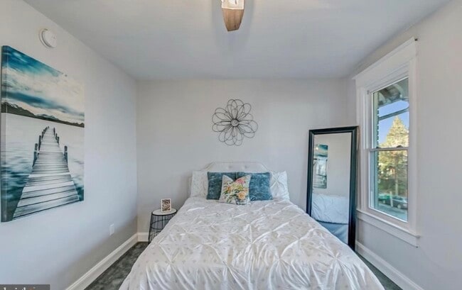 Photo - 237 15th St SE Townhome