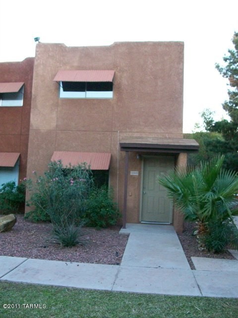 Foto principal - 2950 N Alvernon Way