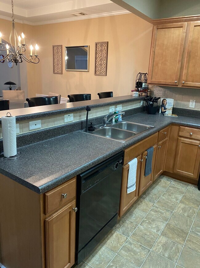 Kitchen - 5704 Keys Way