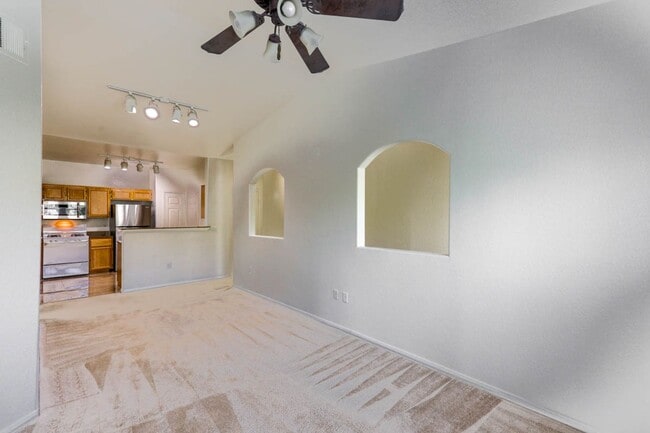Building Photo - Resort Living 1 Bedroom Condo In West Las ...
