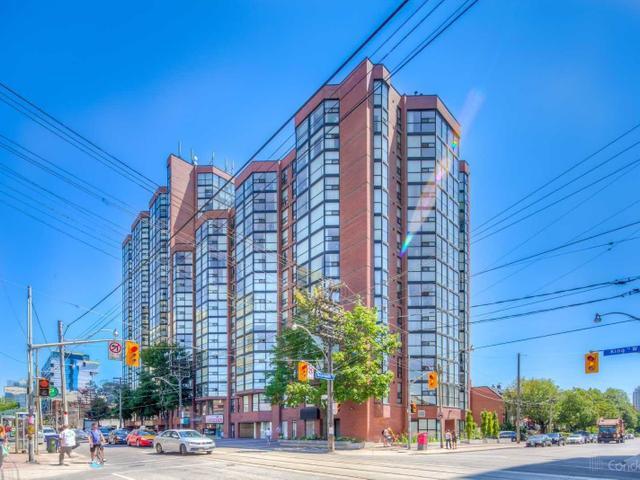 Building Photo - 725 King St W