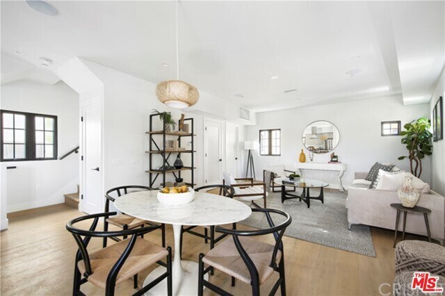 Foto del edificio - 612 1/2 Parkman Ave
