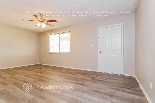 Foto del edificio - 14837 N 37th St