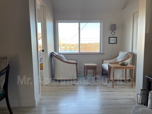 Photo du bâtiment - 91 Main St W