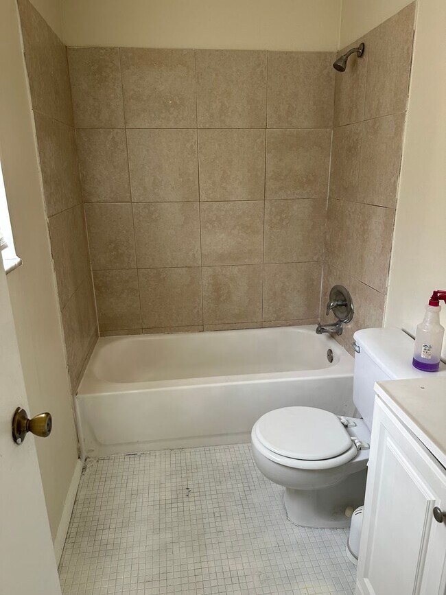 Foto del edificio - 1 bed 1 bath