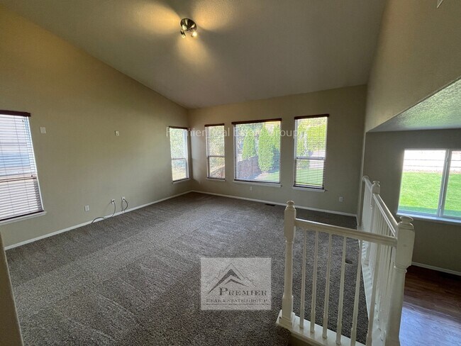 Building Photo - 4724 Pascal Ct