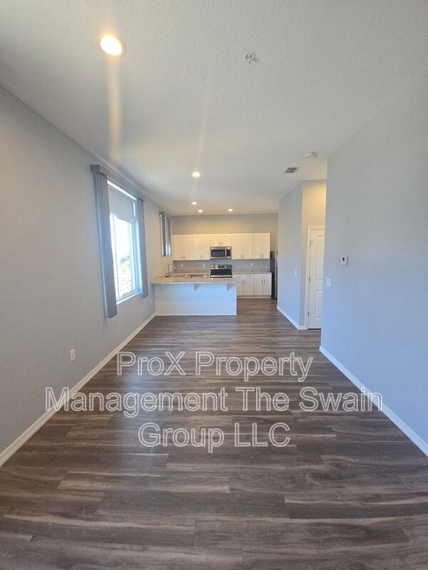 Foto del edificio - 760 Ave C SW