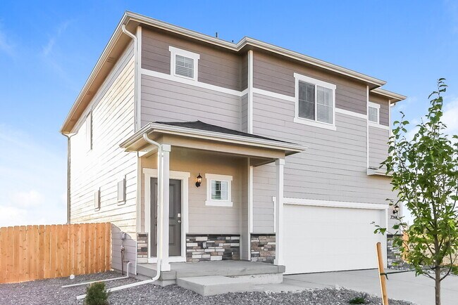 Building Photo - 7244 Crystal Ave