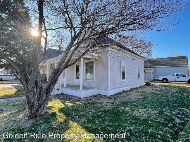 Foto del edificio - 2 br, 1 bath House - 201 E 11th Ave