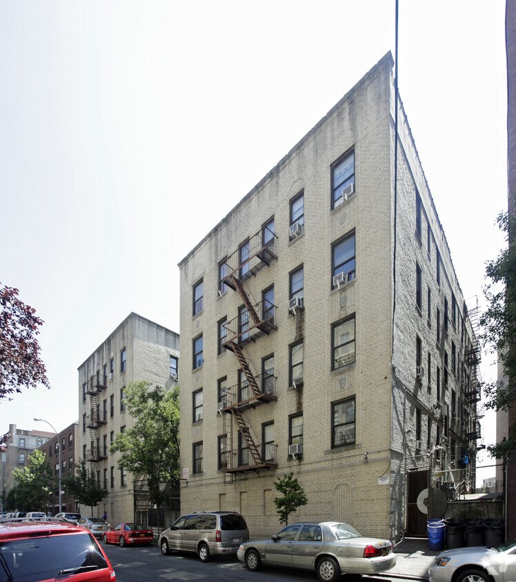 Foto del edificio - 1340 Merriam Avenue