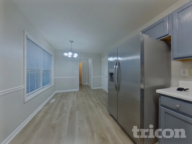 Building Photo - 150 Whetstone Way