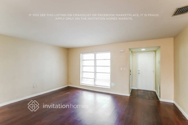 Building Photo - 8407 NW 26th St