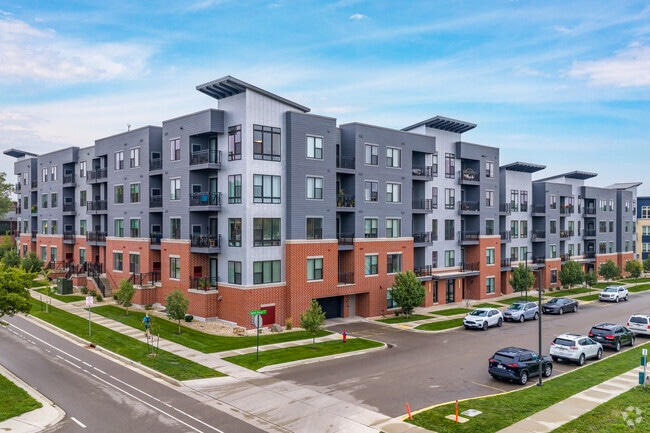 Building Photo - 601 @ University Park