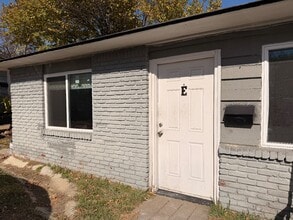 Building Photo - 3737 E 27th Pl