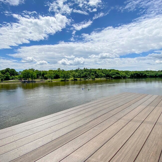 THE CURRENT of the Fox Wrightstown Apartments Wrightstown, WI