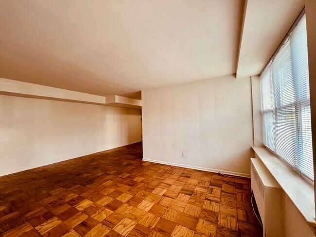 Foto del edificio - 242 Summit Ave