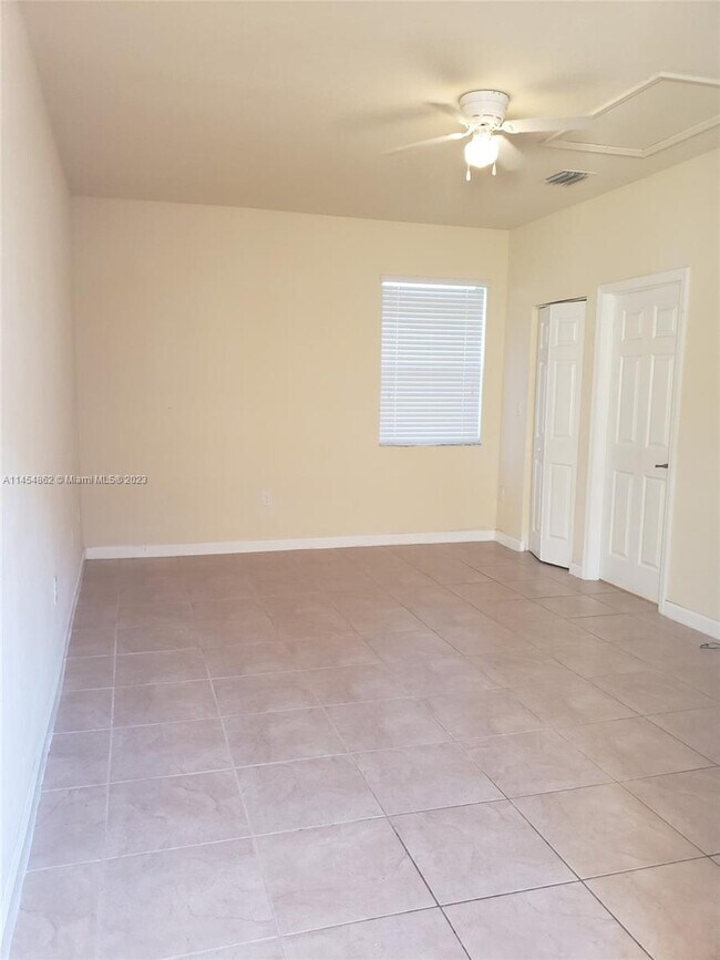 Building Photo - 17034 SW 95th Terrace
