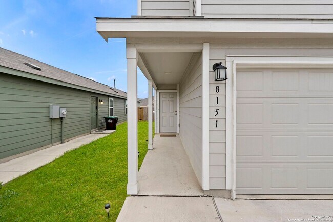 Foto del edificio - Well-Maintained 3-Bedroom Home – Ideal for Students & Professionals!