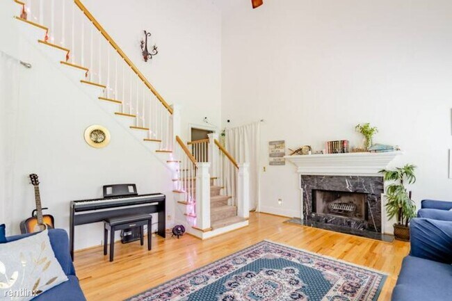Building Photo - 4 br, 2.5 bath House - 1565 Greyson Ridge ...