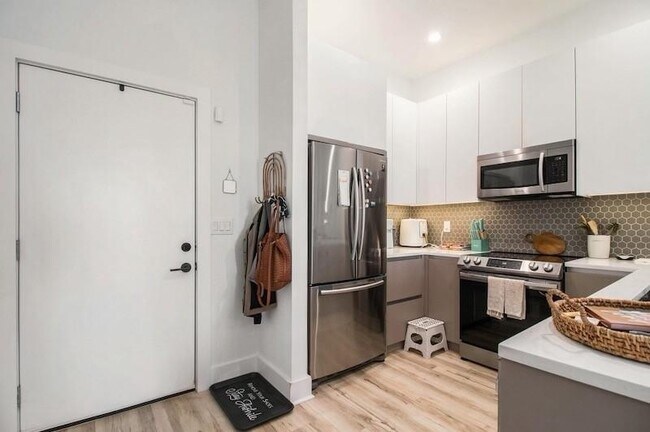 Foto del edificio - 1155 Custer Ave SE