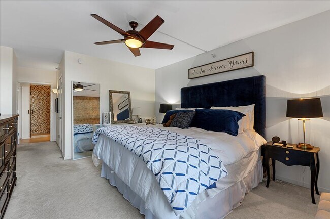 Foto del edificio - 807 Davis St