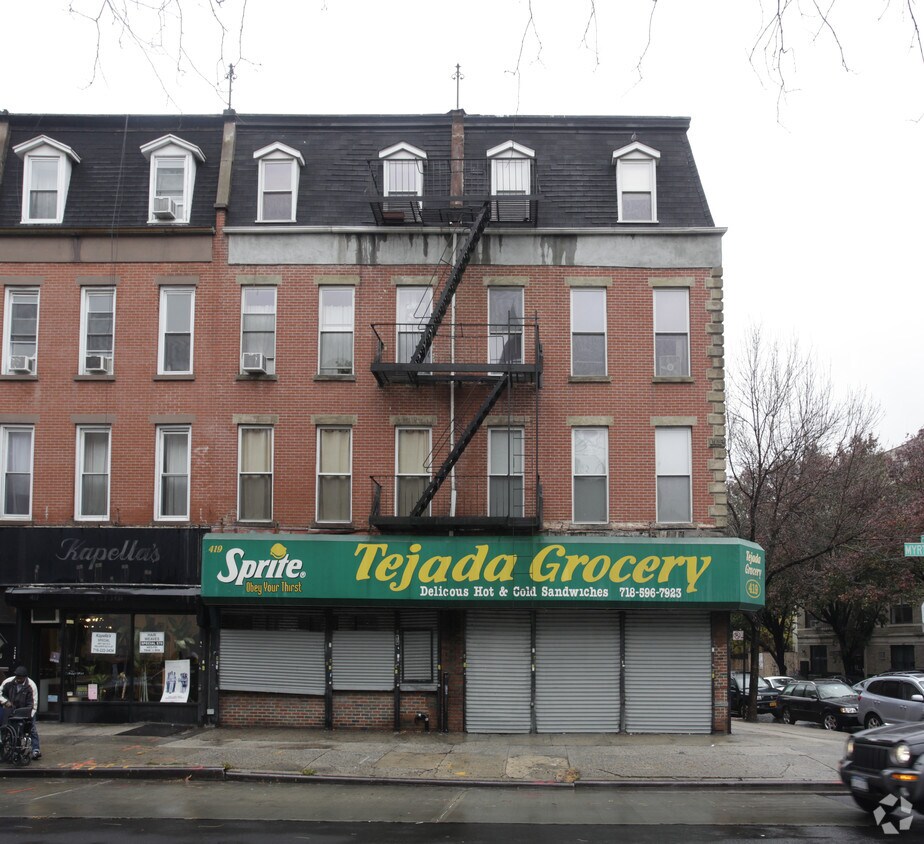 Building Photo - 419 Myrtle Ave