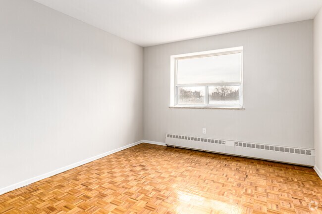 1 chambre, 1 salle de bain - 685 pi² - Chambre - 1265 Sixth Line