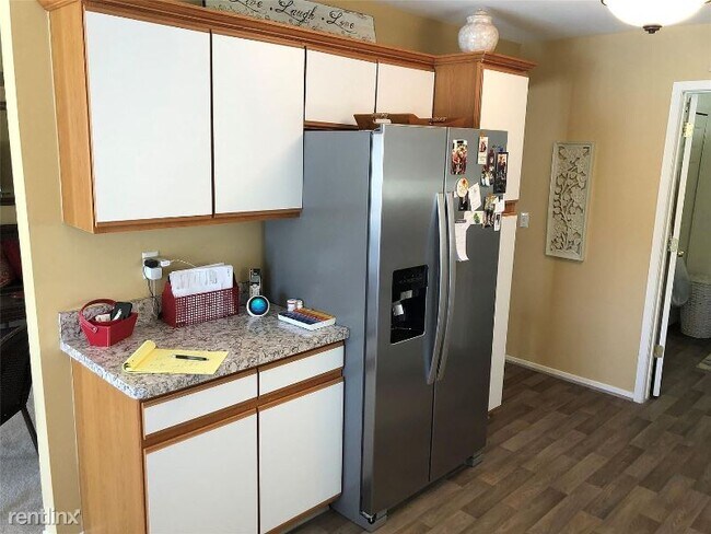 Foto del edificio - 2 br, 2 bath Townhome - 1101 Langley Rd