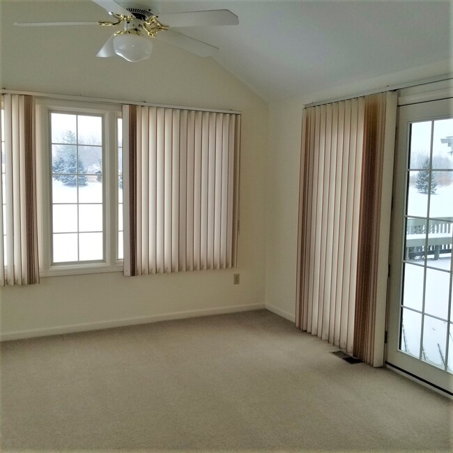 sunroom w/french doors to deck - 3563 Stonebrooke Ln